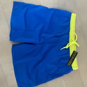 BNWT mens Jammid yellow and blue swim trunks size M